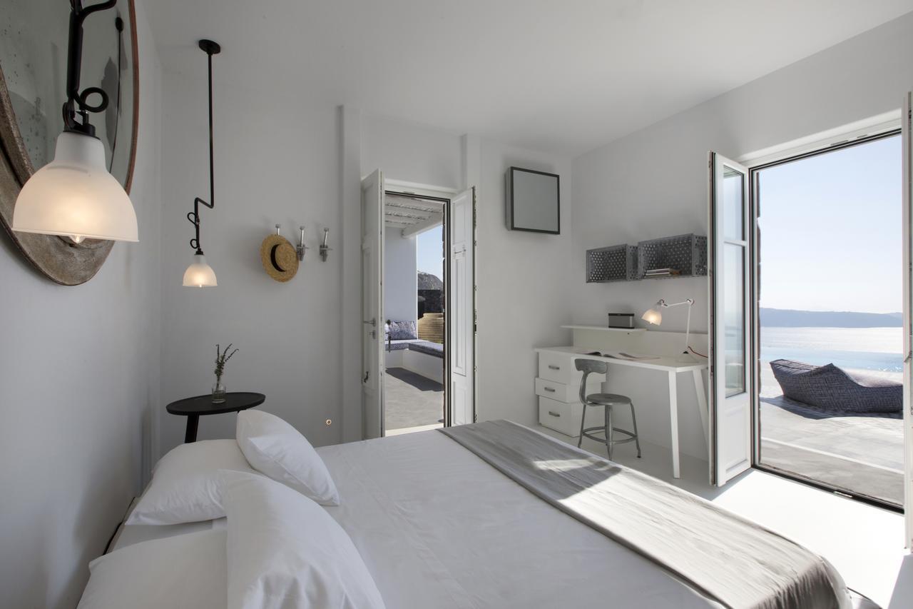 Erosantorini Estate Hotel ฟิรา ภายนอก รูปภาพ